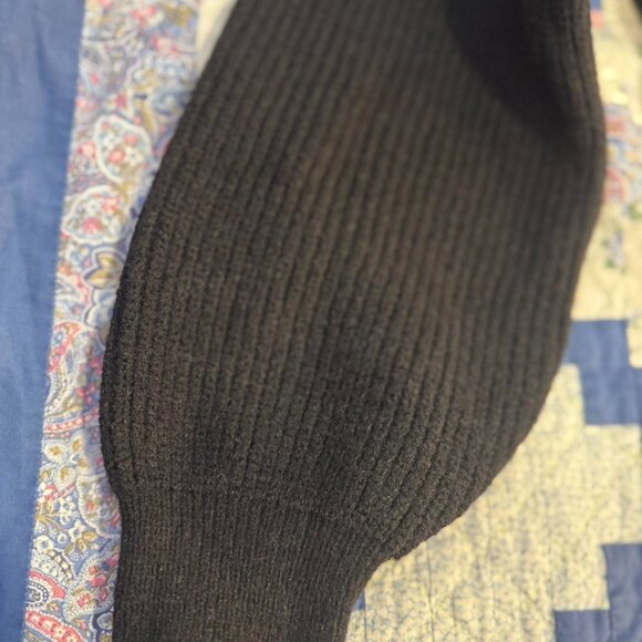 Women's Black Jumper zip sweater - Picture 4 of 4